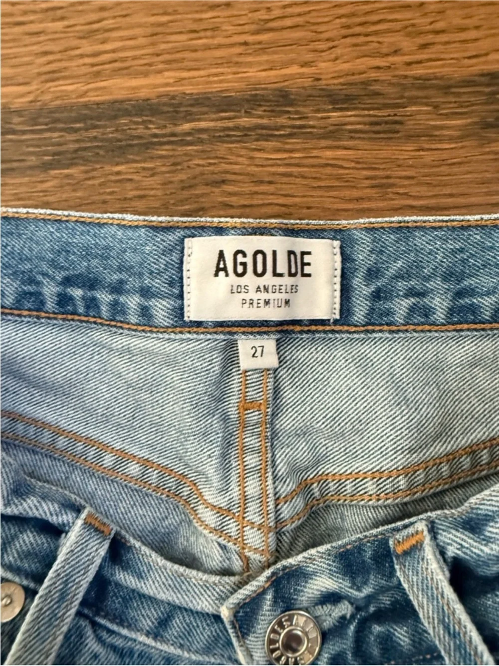 Agolde High-Rise Light Blue Denim Jeans - Picture 2 of 4